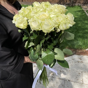 Букет из 21 белой розы (70 см) в Лыткарино