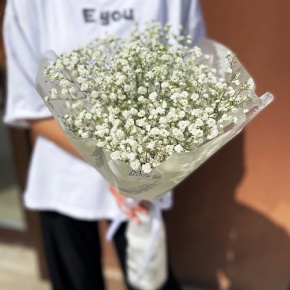 Букет из 5 белых гипсофил в Лыткарино