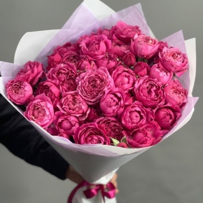 Букет из 11 кустовых пионовидных роз Джульетта в Лыткарино