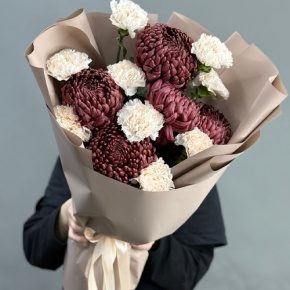 Букет из хризантем Бигоуди и диантусов в Лыткарино