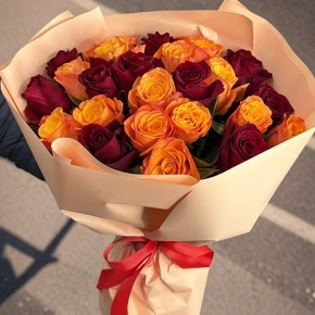 Букет "Благородный" из 27 Кенийских роз микс (40 см) в Лыткарино