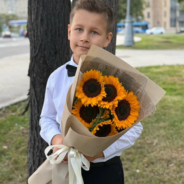 Букет из 5 подсолнухов в Лыткарино