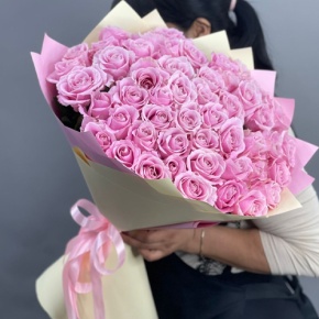Букет из 51 пастельной розы Аваланж (60 см) в Лыткарино