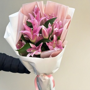 Монобукет из 9 ароматных розовых лилий в Лыткарино
