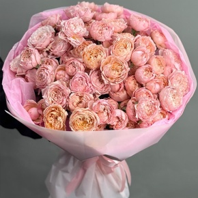 Букет из 35 кустовых пионовидных роз Джульетта (60 см) в Лыткарино