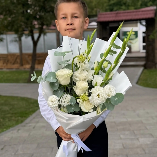 Букет на 1 сентября с гладиолусами, розами, эустомой и орнитогалумом в Лыткарино